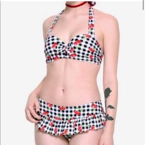 Hot Topic Black & White Gingham Cherry Ruffle Bikini Set Swimsuit Size M/L